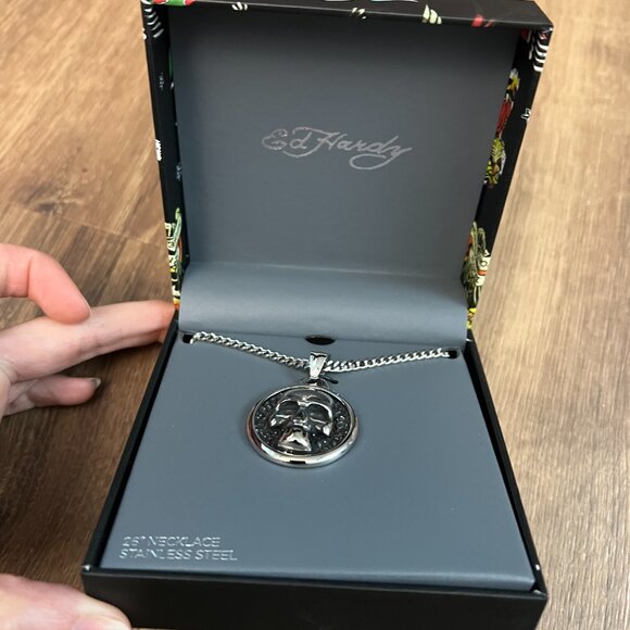 NEW Ed Hardy Skull Pendant Mens Stainless Steel Necklace - Picture 7 of 9